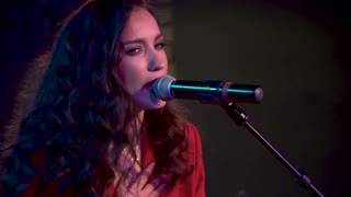 Премьера! Вика Дайнеко - Магнитные (акустический концерт 2019)